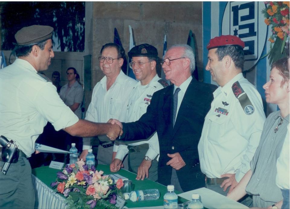 ניסים עם שלשה רמטכ״לים.