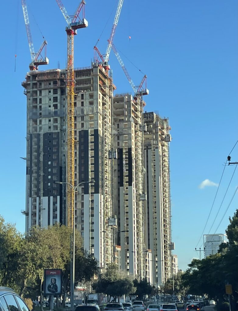 מוצע מרכז מסחרי בצפון הארץ