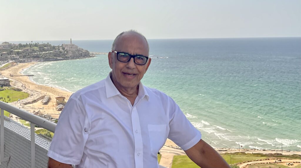 מוצע למכירה מלון בוטיק קיים ופעיל בנפח כ 50 חדרים, ממש צמוד לחוף הים בתל אביב.